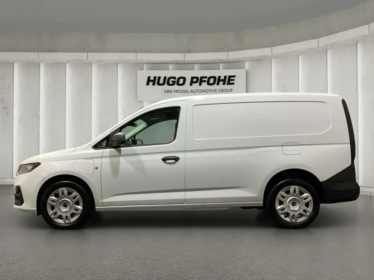 Gebraucht Ford Transit Trend 150 PS (110 kW) 2026 Weiß Van