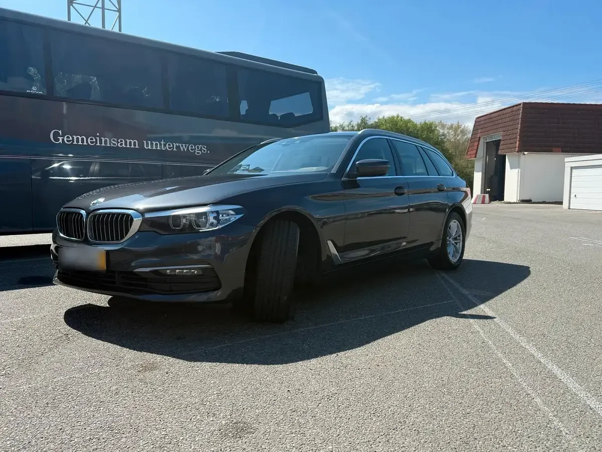Gebraucht BMW 520 190 PS (139 kW) 2019 Schwarz Limousine