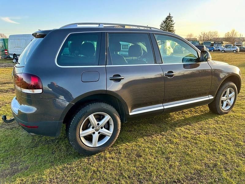 Gebraucht VW Touareg 224 PS (164 kW) 2008 Grau SUV