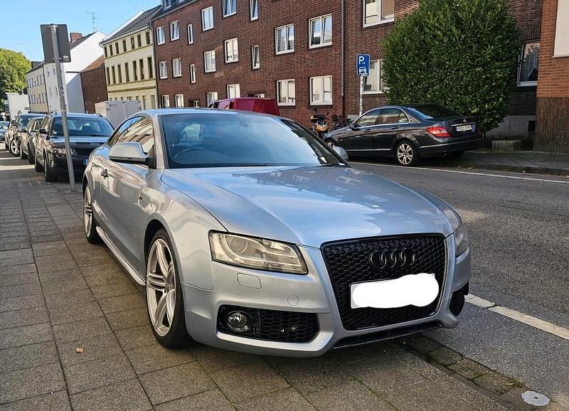 Blau Gebraucht 2009 Audi A5 Coupé | 3.500 € - Bild 1/4