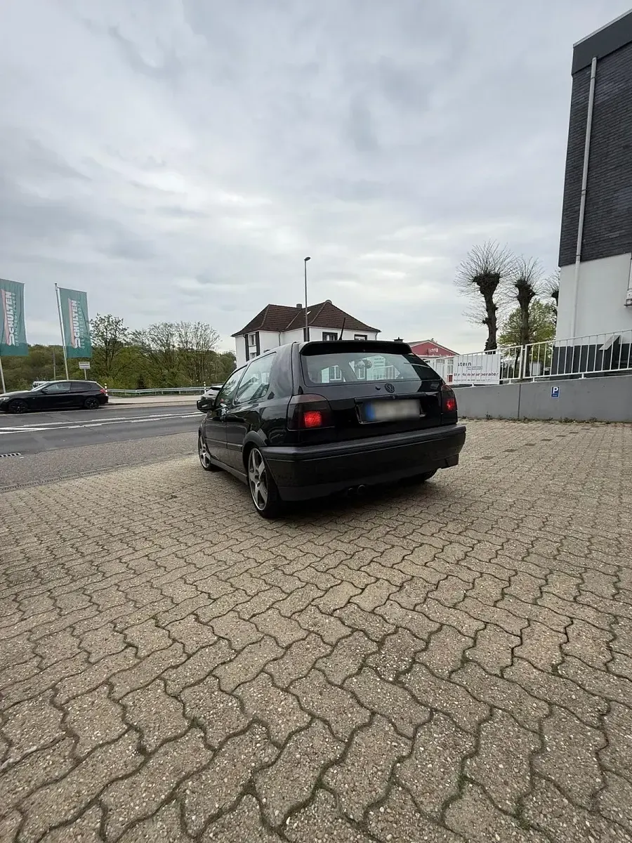 Brugt VW Golf 174 HK (127 kW) 1995 Sort Coupe