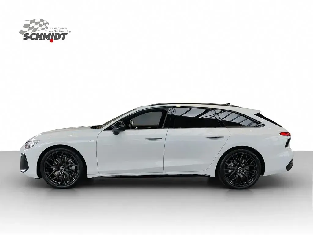 Gebraucht Audi A6 Sport 204 PS (150 kW) 2026 Gletscherweiß metallic Kombi