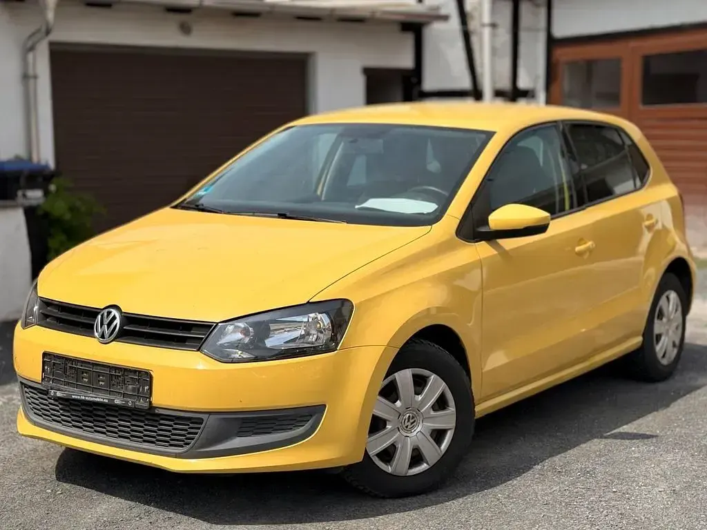 Usata VW Polo Trendline 69 CV (50 kW) 2011 Giallo Utilitaria