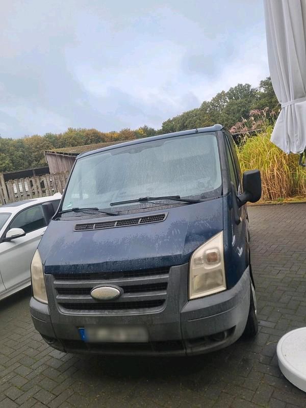 Blau Gebraucht 2010 Ford Transit Limousine | 2.390 € (Superpreis) - Bild 1/4