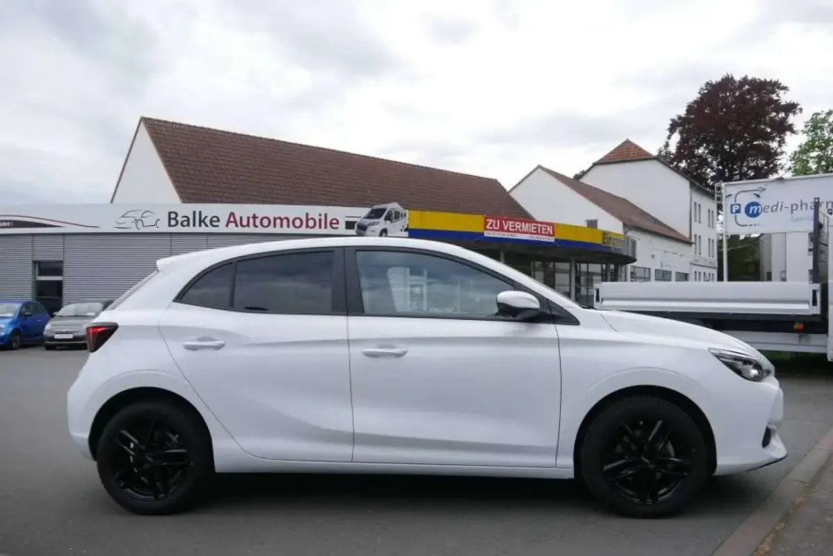 Gebraucht MG MG3 Luxury 194 PS (142 kW) 2024 Weiß Kleinwagen