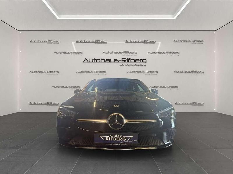 Gebraucht Mercedes CLA250e Progressive 218 PS (160 kW) 2022 Nachtschwarz  unilack Limousine