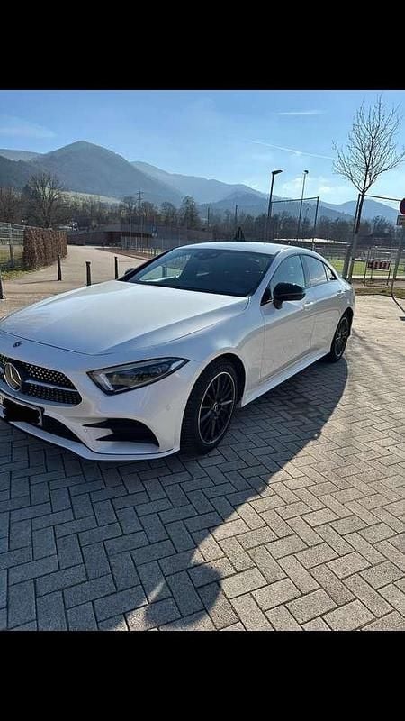 Weiß Gebraucht 2018 Mercedes CLS350 Limousine | 38.500 € (Etwas zu teuer) - Bild 1/4
