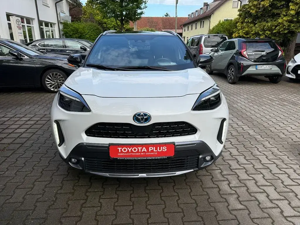 Gebraucht Toyota Yaris Cross 116 PS (85 kW) 2021 Weiß SUV