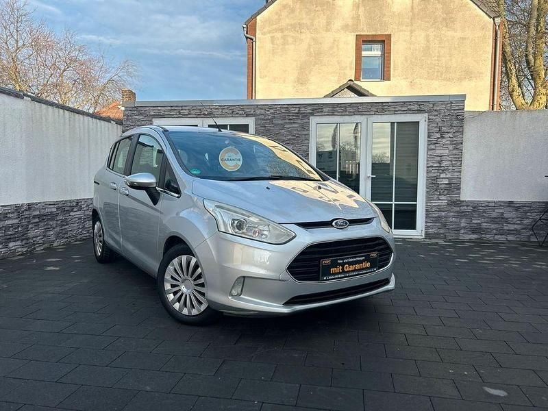 Grau Gebraucht 2013 Ford B-MAX Titanium Van / Kleinbus | 4.690 € (Guter Preis) - Bild 1/4