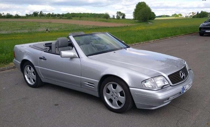 Silber Gebraucht 1991 Mercedes SL300 Cabrio | 20.950 € - Bild 1/4