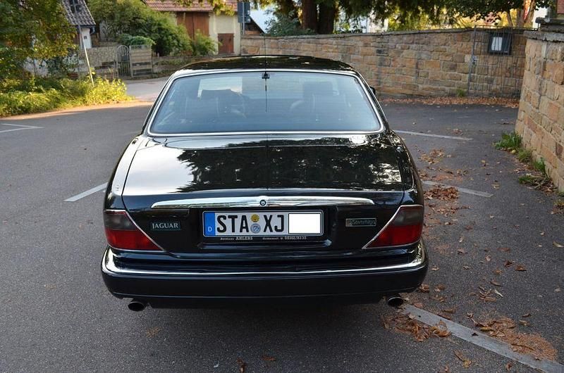 Gebraucht Jaguar XJ Sovereign 241 PS (177 kW) 1996 Schwarz Limousine