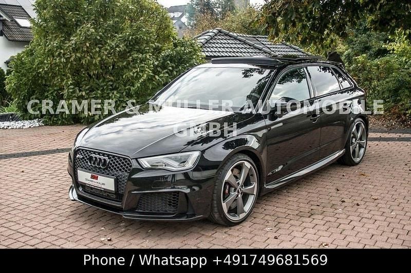 Second-hand Audi RS3 Comfort 367 CP (269 kW) 2015 Negru Berlinǎ