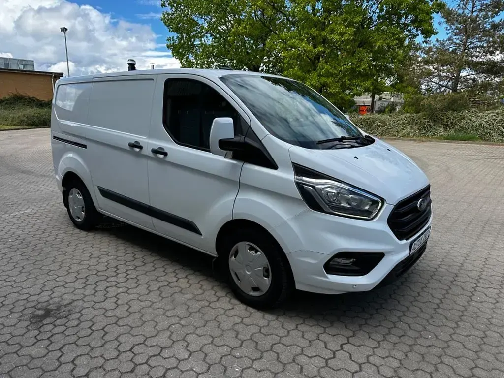 Gebraucht Ford Transit Custom 131 PS (96 kW) 2021 Weiß Van / Kleinbus