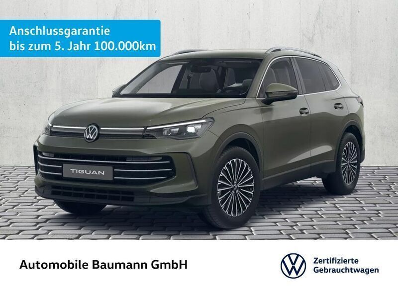 Cipressinogrün metallic Gebraucht 2024 VW Tiguan Elegance SUV | 37.950 € (Fairer Preis) - Bild 1/4
