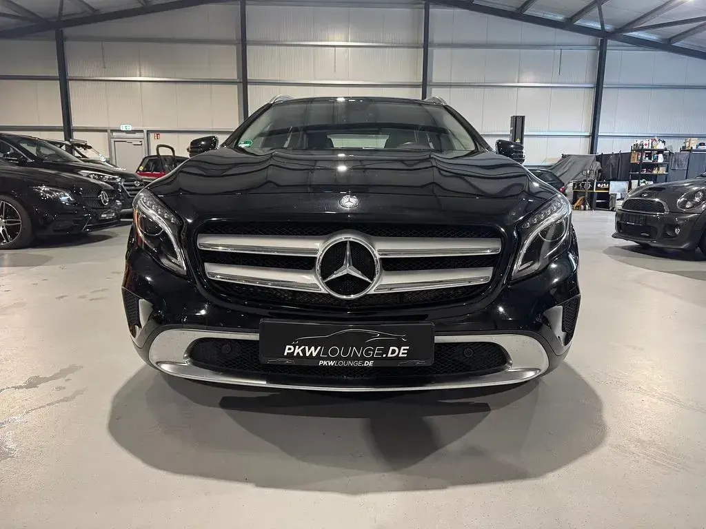 Gebraucht Mercedes GLA200 156 PS (114 kW) 2014 Schwarz SUV