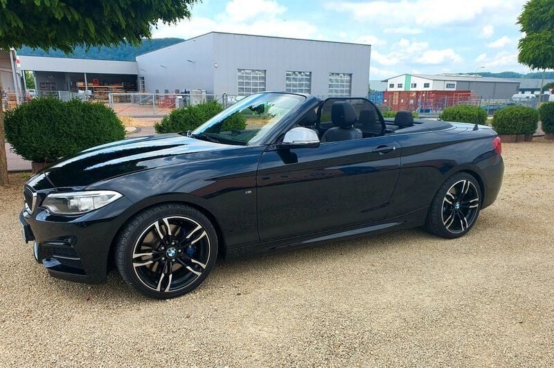 Schwarz Gebraucht 2016 BMW M235 M Sport Cabrio | 29.950 € (Fairer Preis) - Bild 1/4