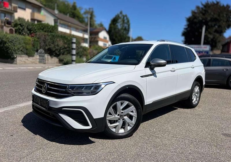 Pure white Gebraucht 2022 VW Tiguan Allspace R SUV | 36.490 € (Fairer Preis) - Bild 1/4