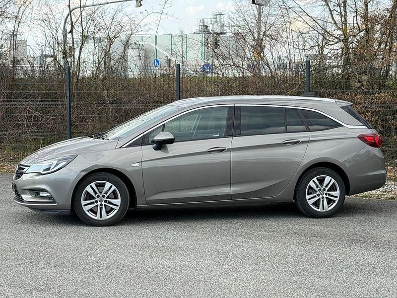 Gebraucht Opel Astra Dynamic 136 PS (100 kW) 2016 Grau Kombi