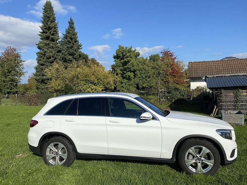 Gebraucht Mercedes GLC220 170 PS (125 kW) 2016 Weiß SUV