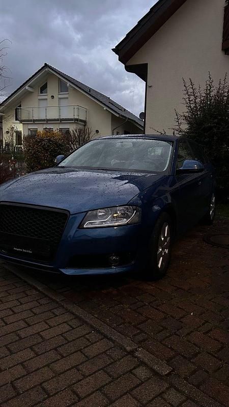 Gebraucht Audi A3 Attraction 102 PS (75 kW) 2009 Blau Kleinwagen