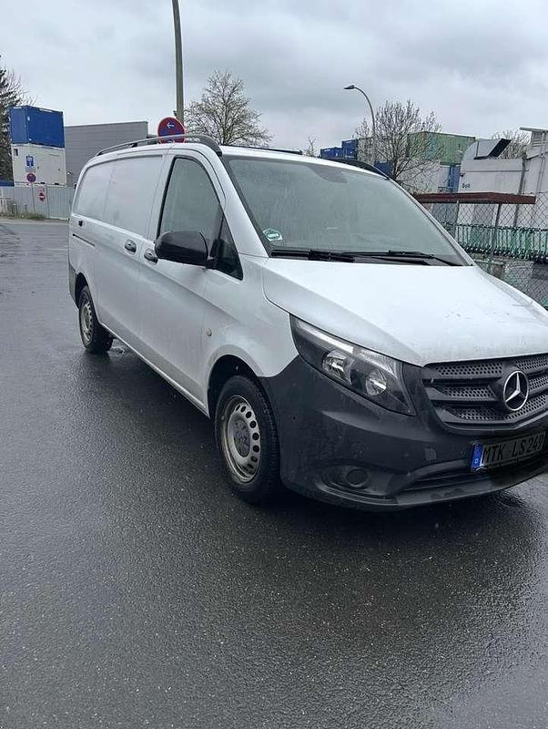 Gebraucht Mercedes Vito 136 PS (100 kW) 2018 Van