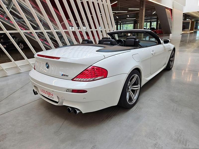 Weiß Gebraucht 2007 BMW M6 Cabriolet Sport Line Cabrio | 85.400 € - Bild 1/4