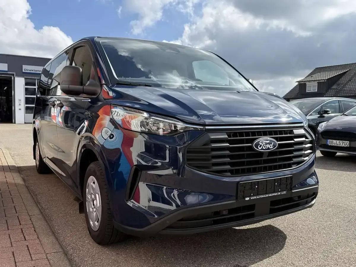 Occasion Ford Transit Custom Trend 136 ch (100 kW) 2024 Bleue Break