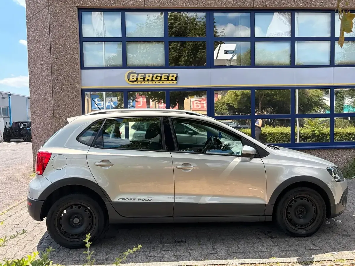 Gebraucht VW Polo Cross 105 PS (77 kW) 2012 Beige Kleinwagen