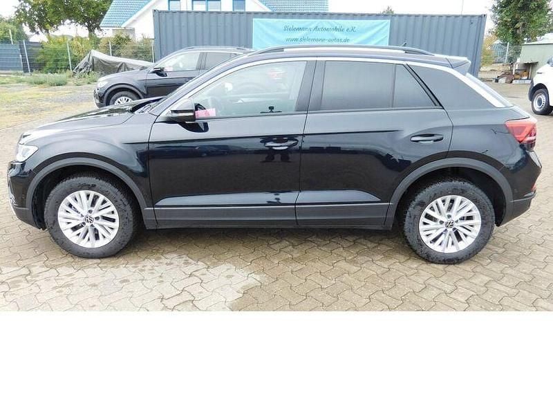 Deepblackperleffektmet c9x (schwarz)schwarz Gebraucht 2024 VW T-Roc Life SUV | 22.990 € (Guter Preis) - Bild 1/4