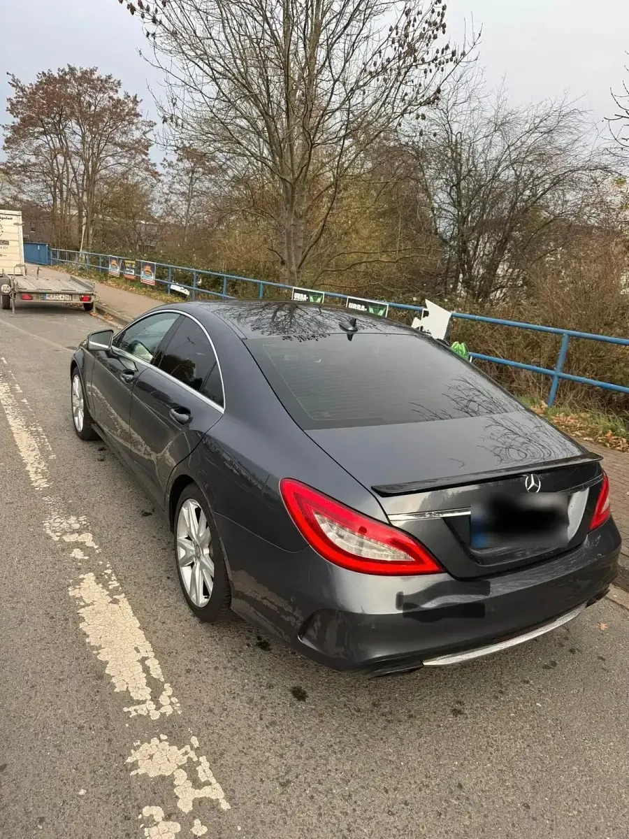 Gebraucht Mercedes CLS350 265 PS (194 kW) 2011 Grau Coupé