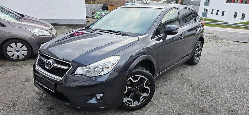 Grau Gebraucht 2014 Subaru XV Comfort SUV | 9.900 € (Fairer Preis) - Bild 1/4