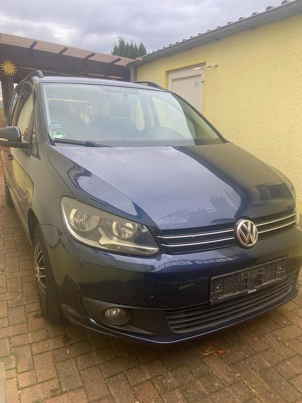 Gebraucht VW Touran 105 PS (77 kW) 2014 Blau Van / Kleinbus
