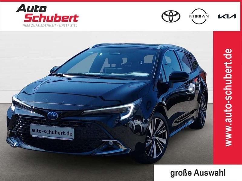 Neu Toyota Corolla 178 PS (130 kW) 2025 Black mica / ink Kombi