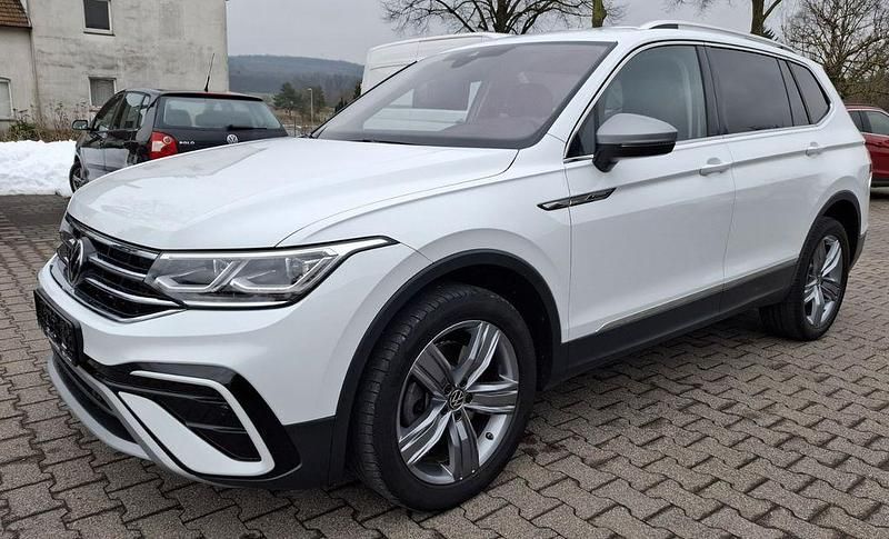 Gebraucht VW Tiguan Allspace Elegance 200 PS (147 kW) 2022 Pure white SUV