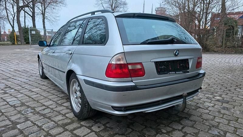 Gebraucht BMW 320 150 PS (110 kW) 2005 Schwarz Kombi