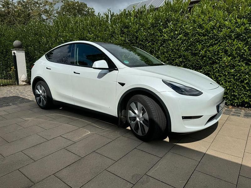 Gebraucht Tesla Model Y Long Range AWD 378 kW (514 PS) 2023 Weiß SUV