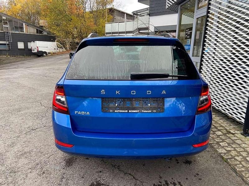 Gebraucht Skoda Fabia Best of 95 PS (69 kW) 2021 Raceblau metallic Kombi