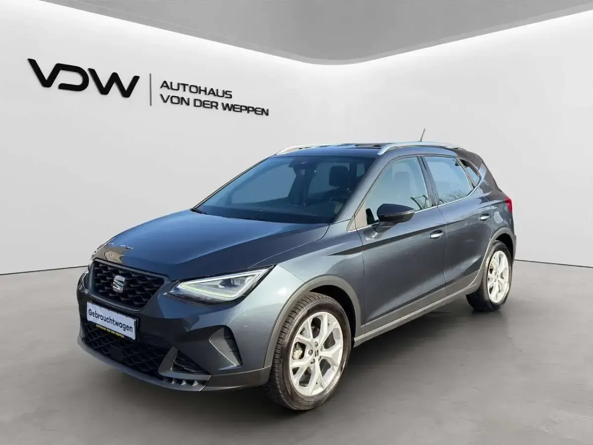 Gebraucht Seat Arona FR 116 PS (85 kW) 2024 Grau SUV