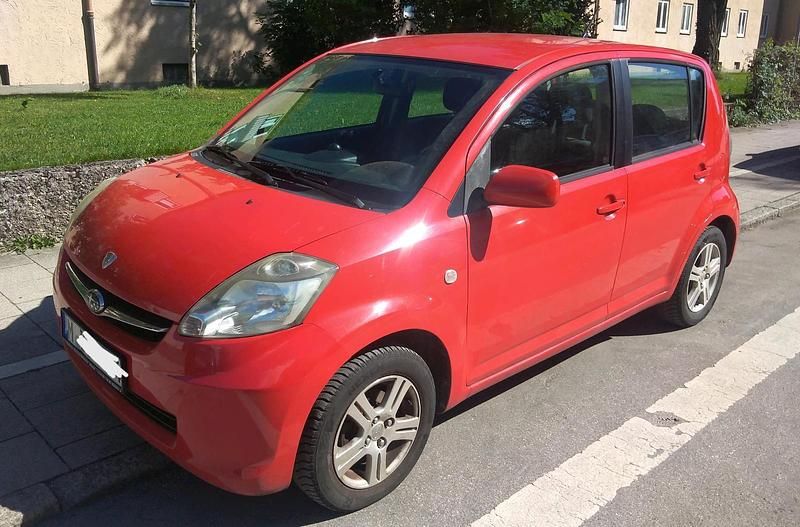 Rot Gebraucht 2007 Subaru Justy Kleinwagen | 1.200 € (Superpreis) - Bild 1/4