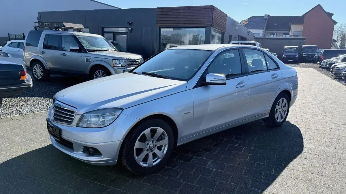 Gebraucht Mercedes C200 136 PS (100 kW) 2010 Other Limousine