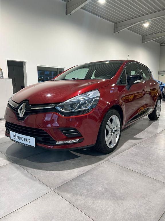 Rot Gebraucht 2018 Renault Clio IV LIMITED Limousine | 10.990 € (Teuer) - Bild 1/4