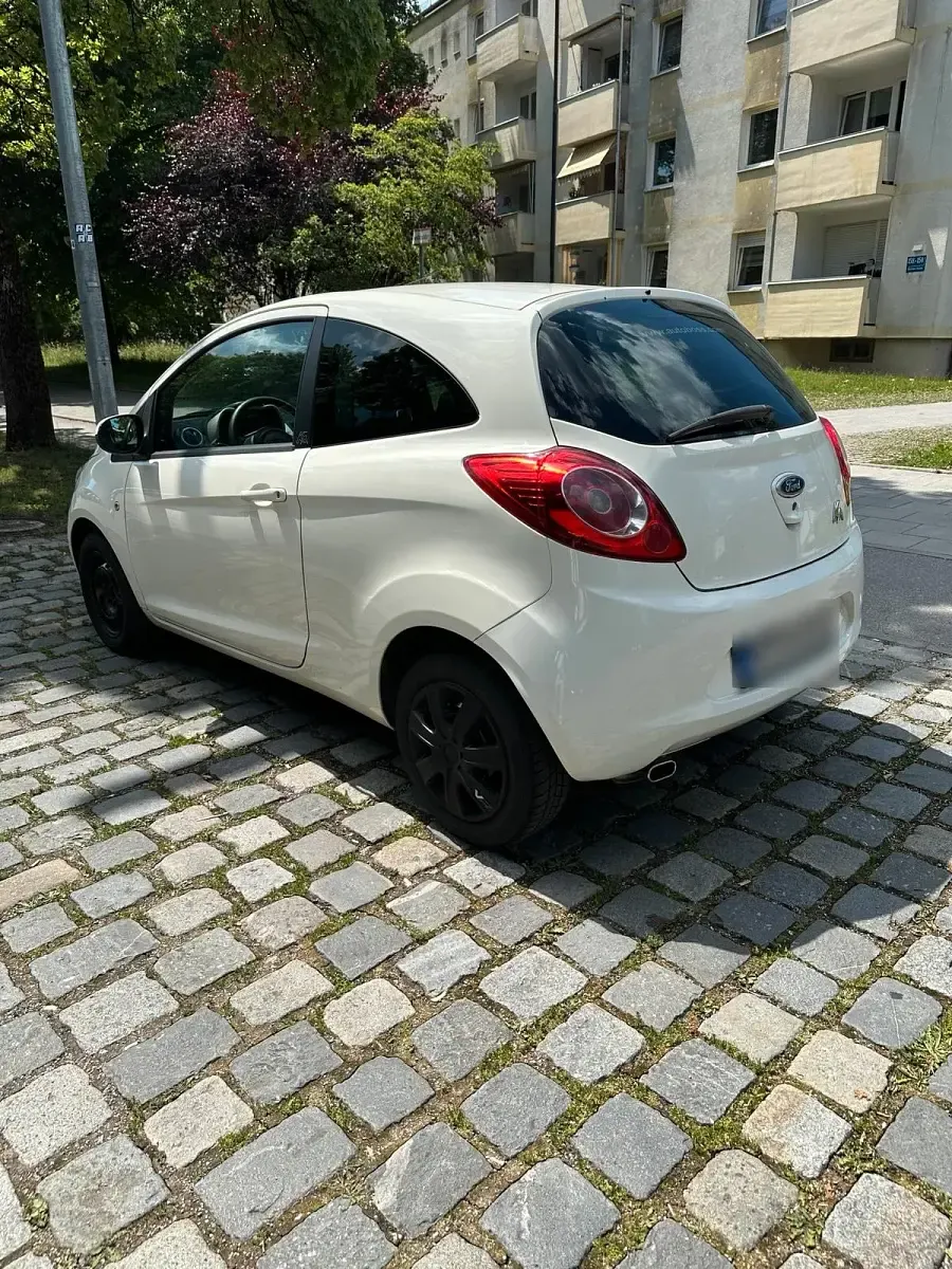 Gebraucht Ford Ka 69 PS (50 kW) 2009 Weiß Kleinwagen