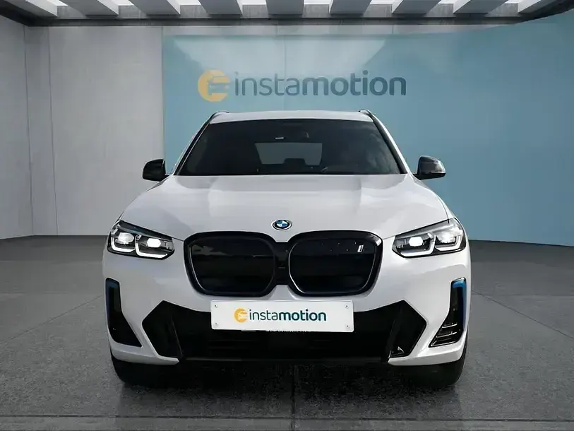 Gebraucht BMW iX3 M Sport 210 kW (286 PS) 2023 Weiß SUV