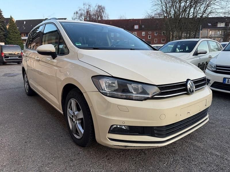 Gebraucht VW Touran 116 PS (85 kW) 2019 Beige Van / Kleinbus
