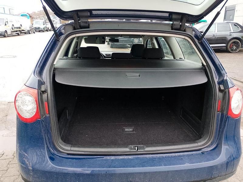 Gebraucht Skoda Octavia Elegance 160 PS (117 kW) 2008 Blau Kombi