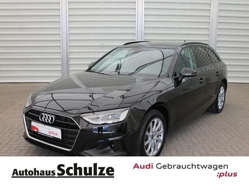Gebraucht Audi A4 150 PS (110 kW) 2022 Mythosschwarz metallic Kombi