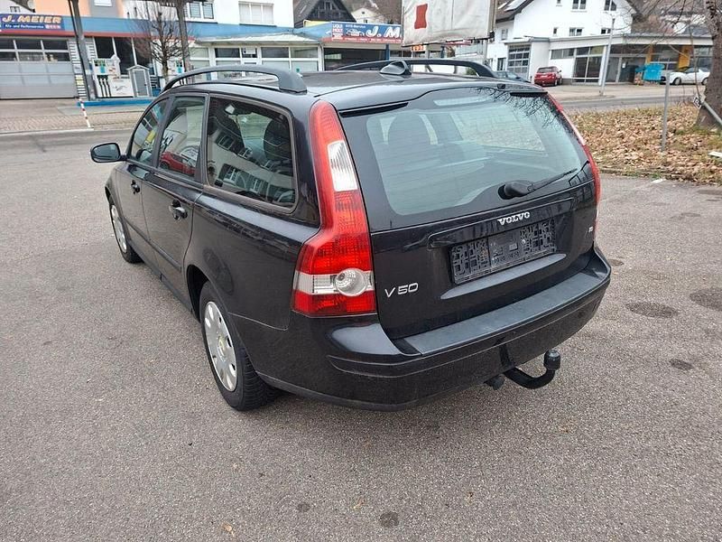 Gebraucht Volvo V50 Momentum 125 PS (91 kW) 2007 Grau Kombi