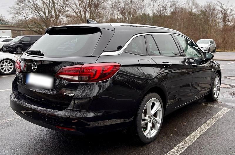 Gebraucht Opel Astra Dynamic 125 PS (91 kW) 2017 Schwarz Kombi