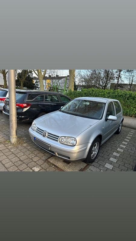 Gebraucht VW Golf IV 101 PS (74 kW) 2003 Silber Limousine