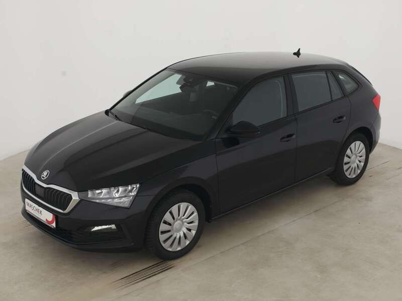 Black magic perleffekt Gebraucht 2023 Skoda Scala Active Kleinwagen | 17.140 € (Guter Preis) - Bild 1/4